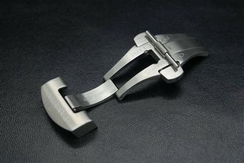 panerai deployant clasp screw